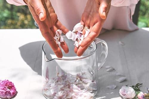 6 Reasons Why Rose Water for Acne Is a Bad Idea